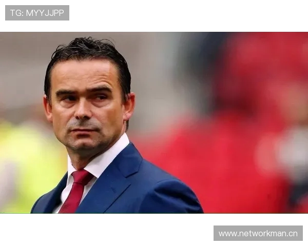 奥维马斯有望重返阿贾克斯担任体育总监职位 奥维马斯有望重返阿贾克斯担任体育总监职位