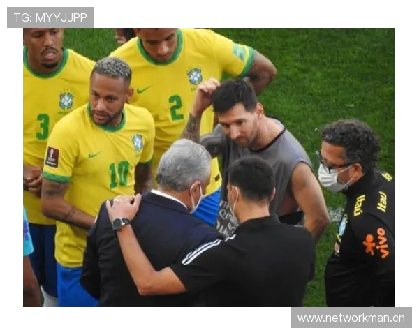 斯科尔斯称赞保利斯塔为英超最佳巴西球员与梅西对位的挑战